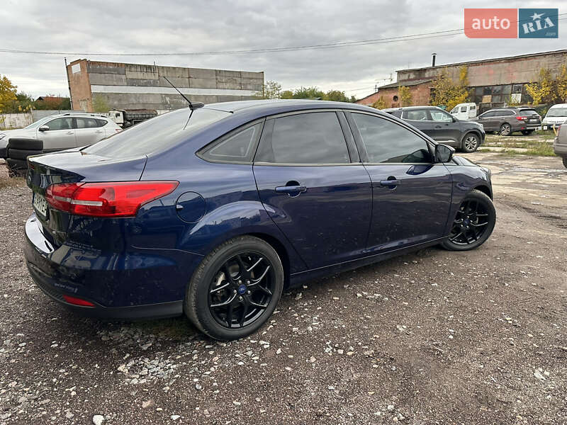 Седан Ford Focus 2016 в Ніжині