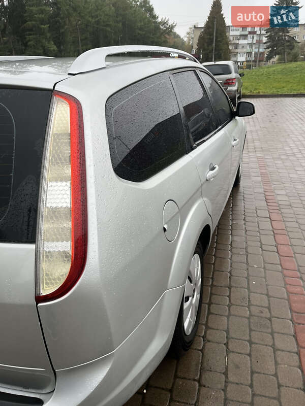Универсал Ford Focus 2008 в Новом Роздоле фото 12 Универсал Ford Focus 2008 в Новом Роздоле
