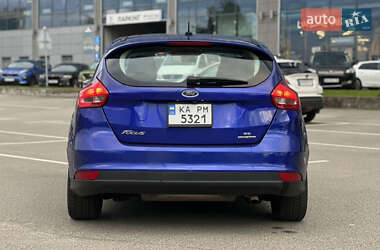 Хэтчбек Ford Focus 2015 в 