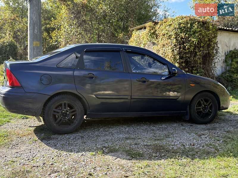 Седан Ford Focus 2003 в Киеве