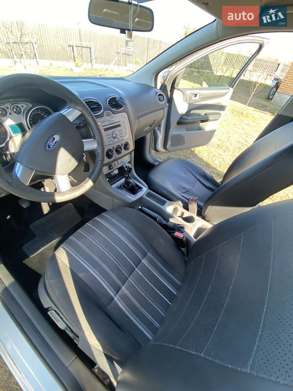 Хетчбек Ford Focus 2008 в Рівному
