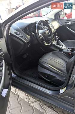 Седан Ford Focus 2013 в 