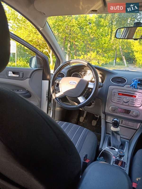 Хэтчбек Ford Focus 2009 в Конотопе