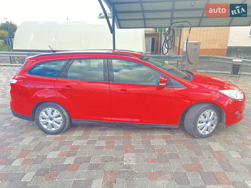 Універсал Ford Focus 2011 в Великій Багачці