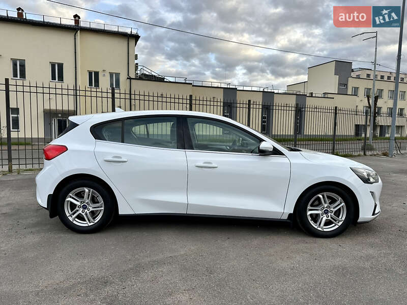 Хетчбек Ford Focus 2020 в Києві фото 6 Хетчбек Ford Focus 2020 в Києві