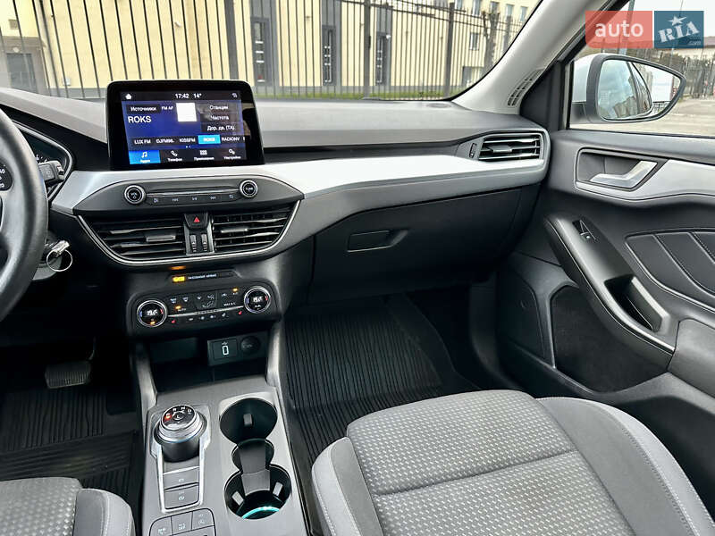 Хетчбек Ford Focus 2020 в Києві фото 15 Хетчбек Ford Focus 2020 в Києві