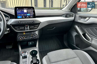 Хетчбек Ford Focus 2020 в 