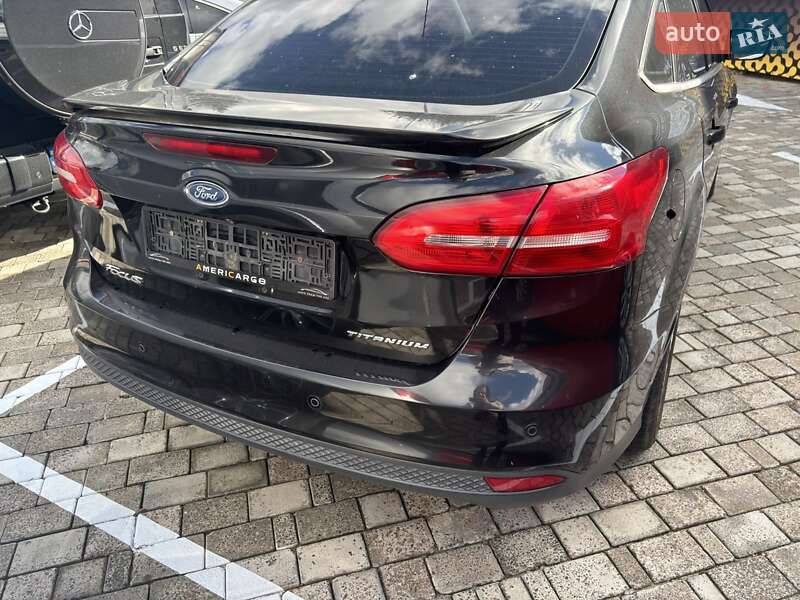 Седан Ford Focus 2015 в Львові