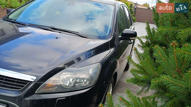 Хэтчбек Ford Focus 2008 в Калиновке