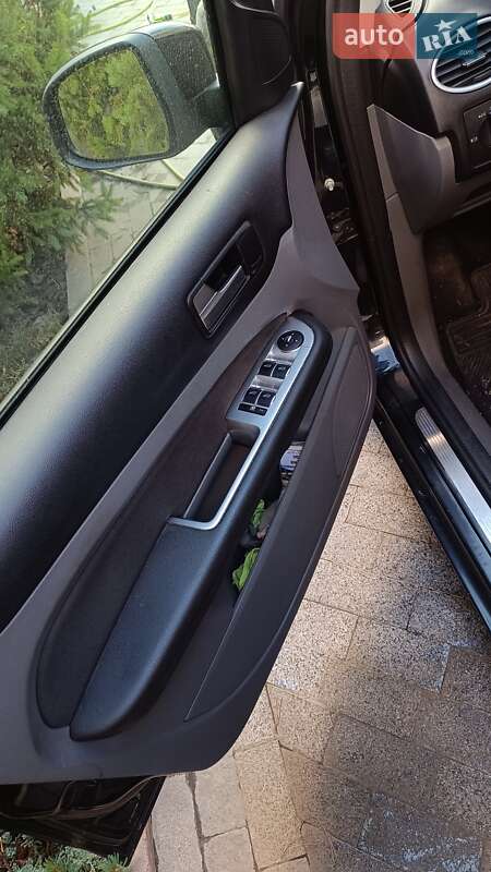 Хэтчбек Ford Focus 2008 в Калиновке