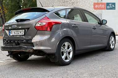 Хетчбек Ford Focus 2013 в 