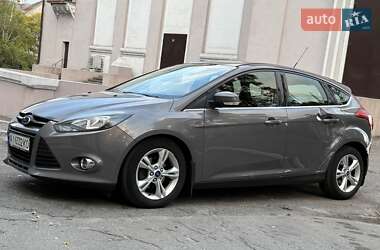 Хетчбек Ford Focus 2013 в 