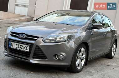 Хетчбек Ford Focus 2013 в 