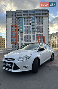 Седан Ford Focus 2012 в 