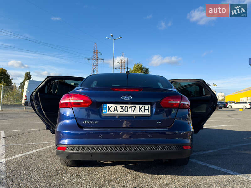 Седан Ford Focus 2017 в Киеве