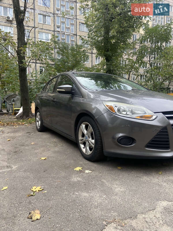 Седан Ford Focus 2013 в Киеве