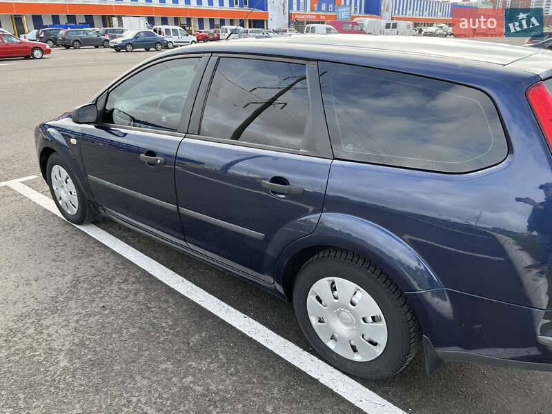 Универсал Ford Focus 2006 в Луцке