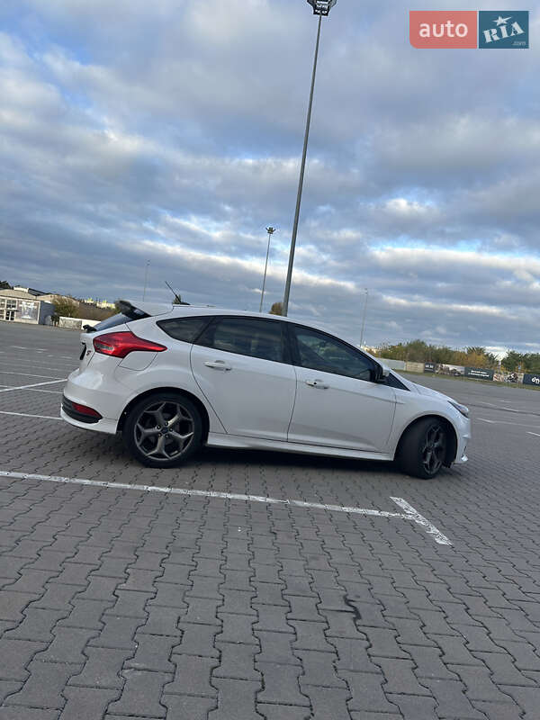 Хетчбек Ford Focus 2018 в Києві