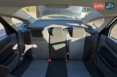Седан Ford Focus 2011 в 