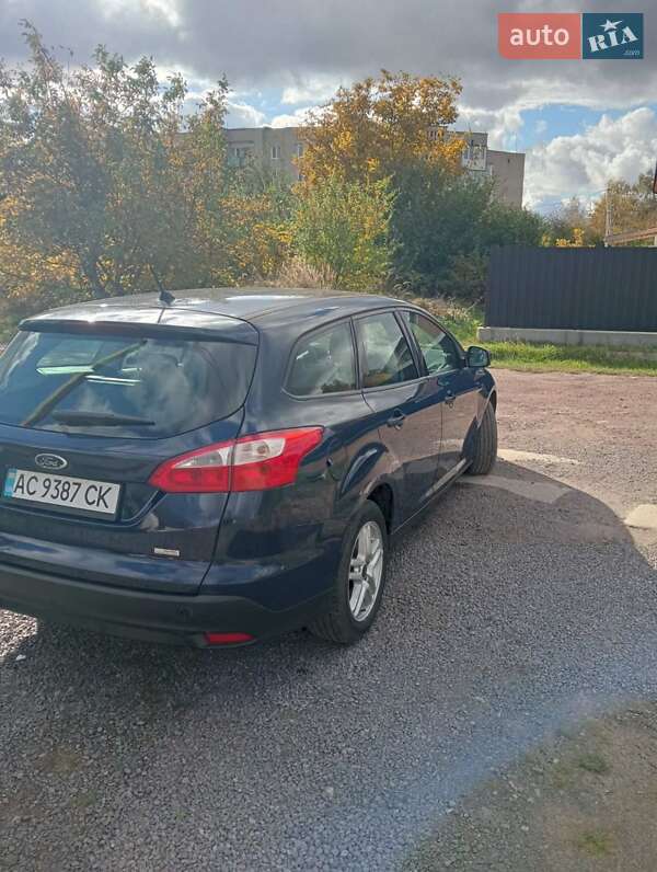Універсал Ford Focus 2013 в Нововолинську фото 3 Універсал Ford Focus 2013 в Нововолинську