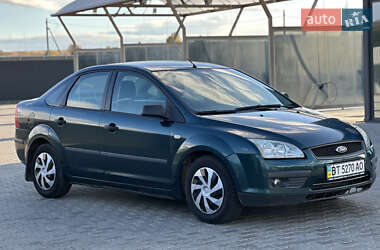 Седан Ford Focus 2005 в  фото 3 Седан Ford Focus 2005 в