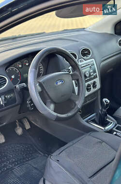 Седан Ford Focus 2005 в  фото 8 Седан Ford Focus 2005 в