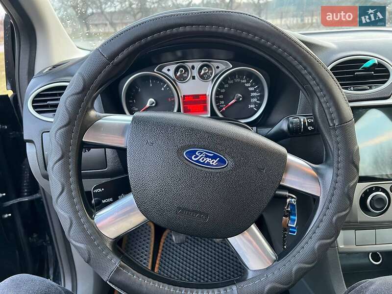 Хетчбек Ford Focus 2008 в Бродах