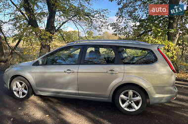 Универсал Ford Focus 2010 в 