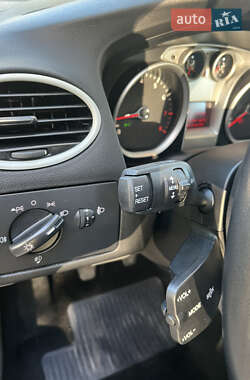 Универсал Ford Focus 2010 в 