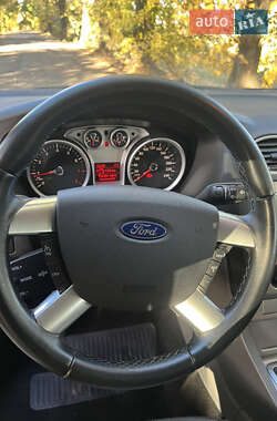 Универсал Ford Focus 2010 в 