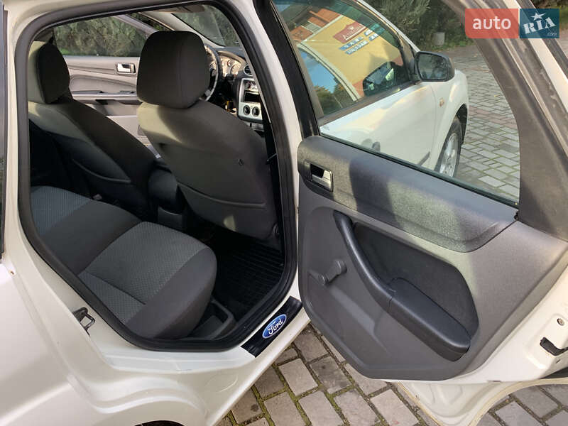 Универсал Ford Focus 2006 в Самборе фото 9 Универсал Ford Focus 2006 в Самборе