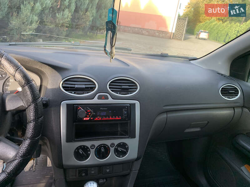 Универсал Ford Focus 2006 в Самборе фото 14 Универсал Ford Focus 2006 в Самборе