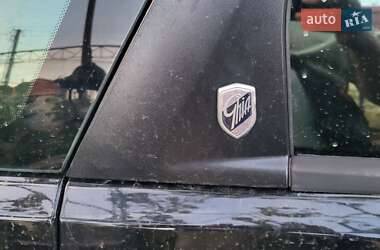 Седан Ford Focus 2005 в 