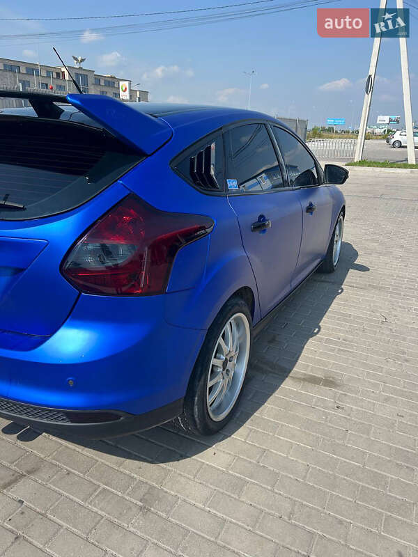 Хетчбек Ford Focus 2013 в Львові