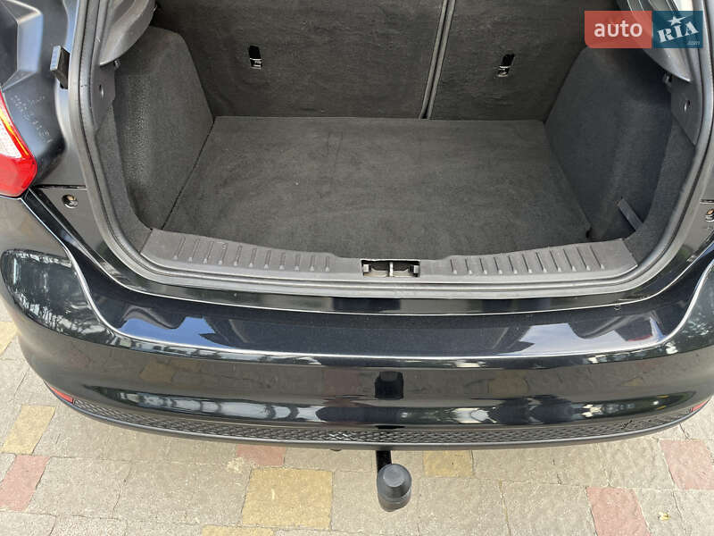 Хетчбек Ford Focus 2012 в Стрию фото 133 Хетчбек Ford Focus 2012 в Стрию
