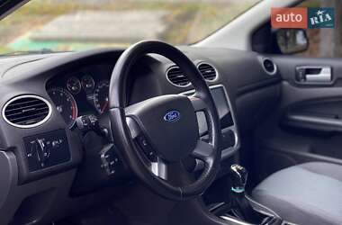 Хетчбек Ford Focus 2005 в 