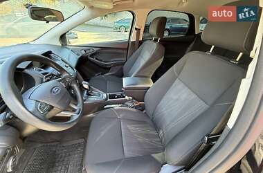 Седан Ford Focus 2018 в 