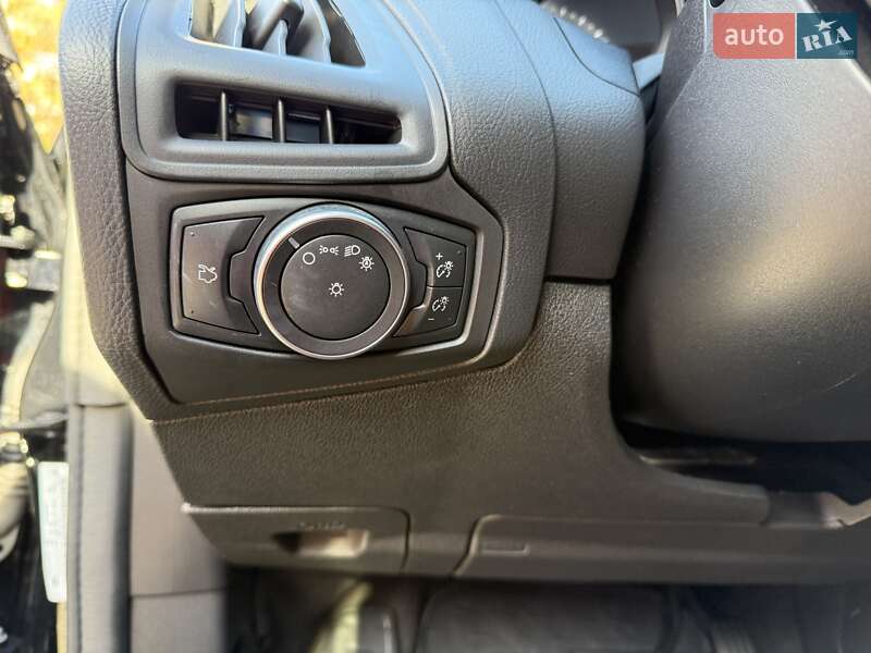 Седан Ford Focus 2018 в Києві