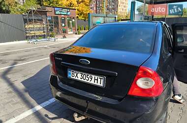 Седан Ford Focus 2010 в  фото 3 Седан Ford Focus 2010 в