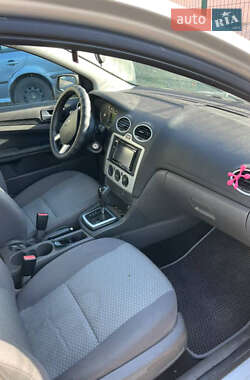 Седан Ford Focus 2006 в 