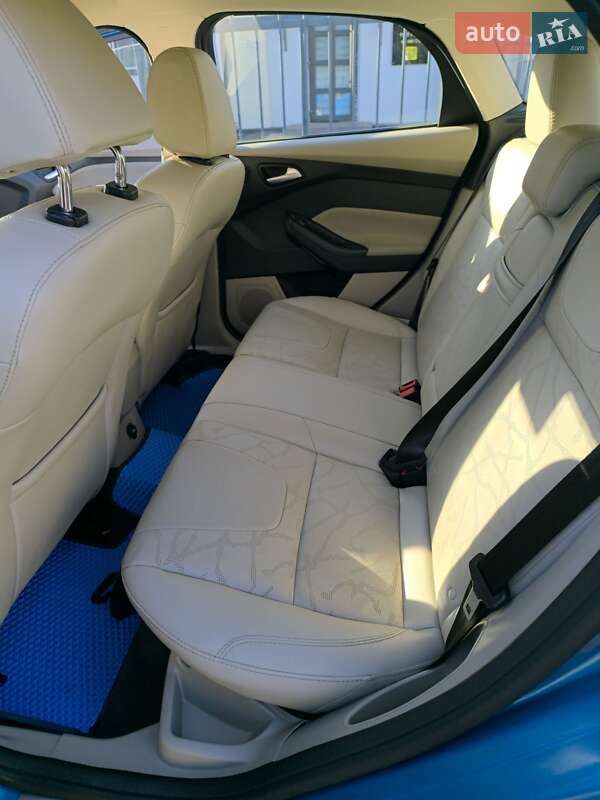 Хэтчбек Ford Focus 2014 в Виннице