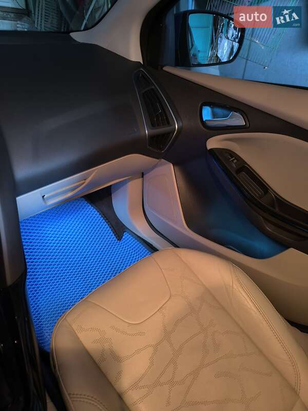 Хэтчбек Ford Focus 2014 в Виннице