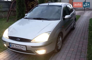 Хэтчбек Ford Focus 2002 в Волочиске