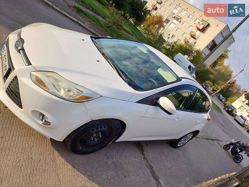 Хетчбек Ford Focus 2011 в Радехові фото 7 Хетчбек Ford Focus 2011 в Радехові