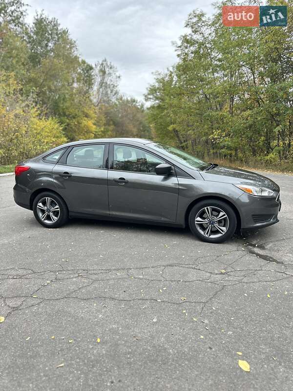 Седан Ford Focus 2015 в Полтаві фото 3 Седан Ford Focus 2015 в Полтаві