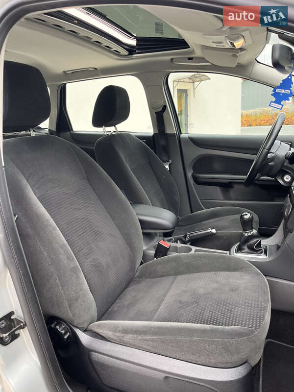 Універсал Ford Focus 2006 в Луцьку