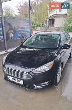 Седан Ford Focus 2015 в 
