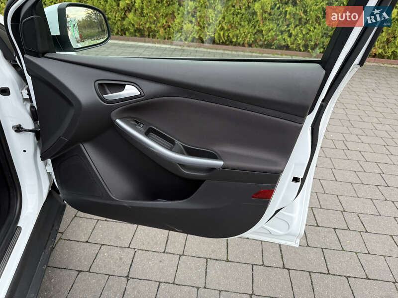 Хетчбек Ford Focus 2013 в Стрию