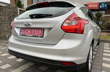 Хэтчбек Ford Focus 2014 в 