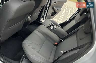 Хэтчбек Ford Focus 2014 в 